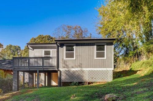 16 Eugenia St, Atlanta GA 30318-0026 exterior