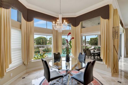 7016 Corning Cir, Boynton Beach FL 33437-3984 exterior