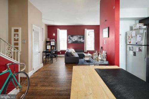 865 26 St, Philadelphia PA 19146-4402 exterior