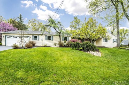 55 Oliver Ave, Edison, NJ 08820-3144