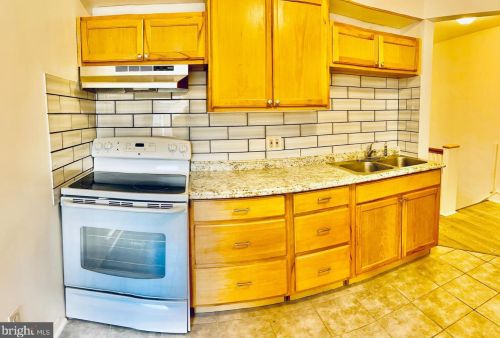 1432 Cheltenham Ave, Philadelphia PA  19124-1102 exterior