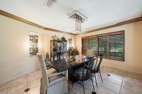 1947 Empress Ct, Naples FL 34110-8141 exterior