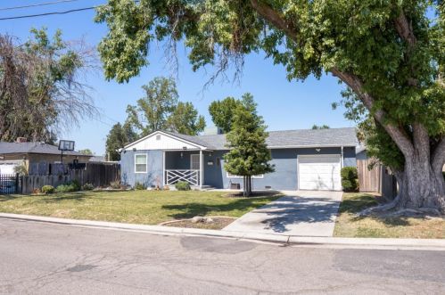 1225 Rose St, Turlock CA  95380-5539 exterior