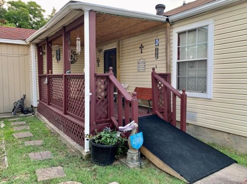 2350 Douglas Ave, Dallas TX 75219-2434 exterior