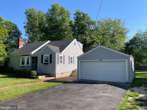 1113 Morgan Ave, Riverton, NJ 08077-2237