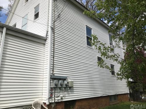 211 11th Ave, New Brunswick NJ 08904-3231 exterior