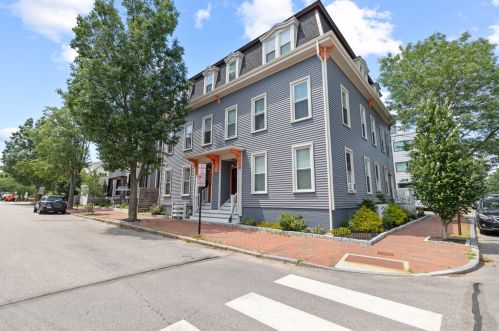 3 Cumberland Ave, Portland, ME 04101-3273