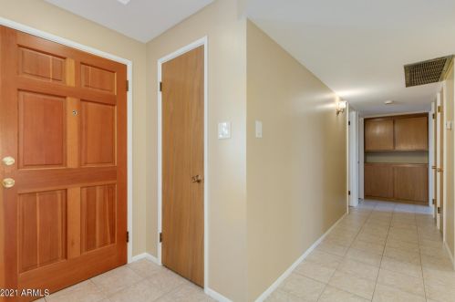 6702 42nd Ave, Phoenix AZ 85029-3068 exterior