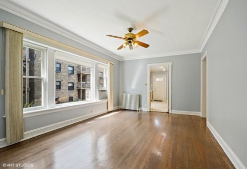 6710 Artesian Ave, Chicago IL 60645-5301 exterior