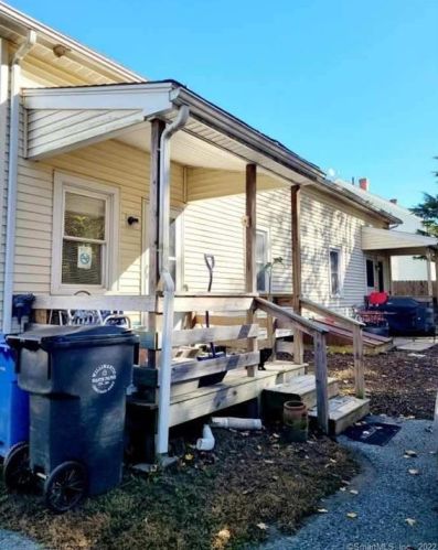 23 Church St, Killingly, CT 06241-1270