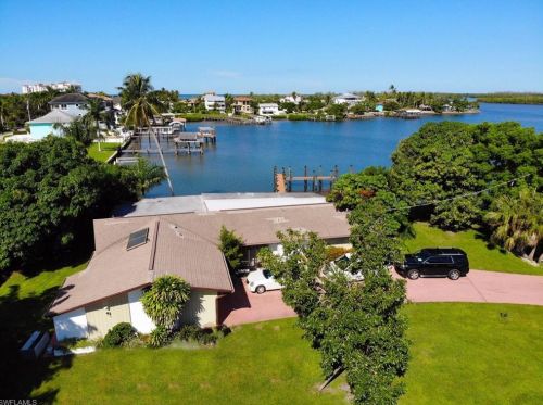 14 Hawk St, Naples FL 34113-4014 exterior