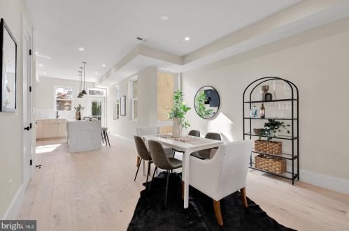 304 T St, Washington DC 20001-1842 exterior