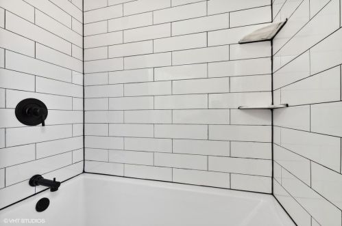 352 91st St, Chicago IL 60619-7427 exterior