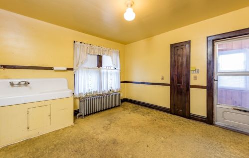 901 Lenox Ave, Waukegan IL 60085-7439 exterior