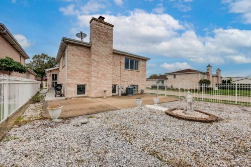 7341 Ainslie St, Chicago IL 60706-3516 exterior