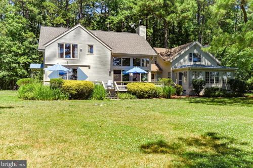 8377 Bozman Neavitt Rd, Saint Michaels MD 21663-2460 exterior