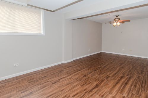 2703 Fairway Dr, Joliet IL 60435-5223 exterior