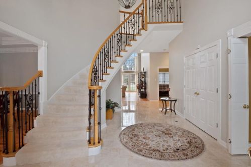 11339 Mosley Forest Dr, Saint Louis, MO 63141-7563