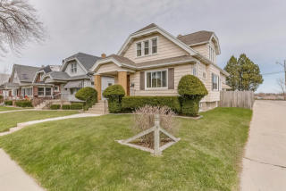 3446 8th St, Milwaukee WI  53206-0028 exterior