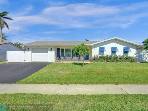 1119 14th St, Boca Raton FL  33486-5431 exterior