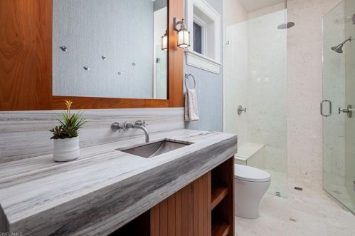 1582 Crayton Rd, Naples FL 34102-5070 exterior