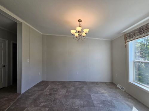 10 Emperor Dr, Concord NH  03303-4123 exterior