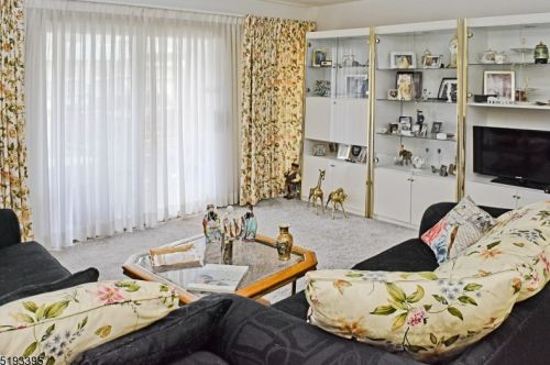 72 Highland Way, Dover NJ 07801-4617 exterior