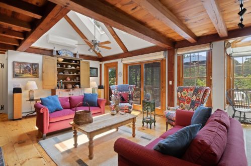 190 Windjammer Ln, Eastham MA 02642-3416 exterior