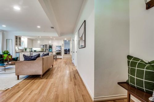 9505 Aldwick Dr, Dallas TX  75238-2629 exterior