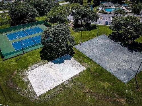 10905 Hoffner Edge Dr, Riverview FL 33579-4061 exterior