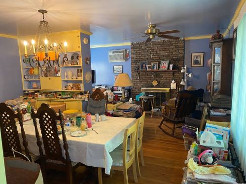 125 Green St, Valley Stream, NY 11580-5028