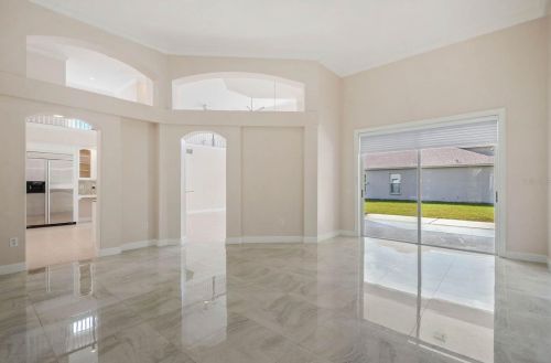 16346 Ashington Park Dr, Tampa FL 33647-2639 exterior