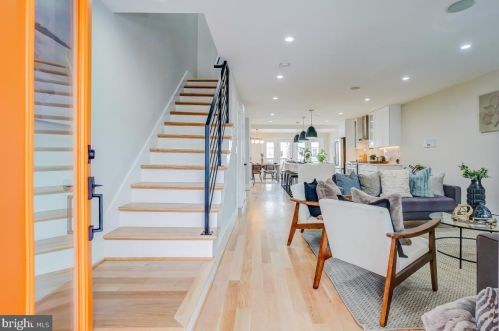 1624 D St, Washington DC  20003-2440 exterior