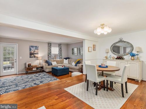 6070 Alexander Ave, Alexandria VA  22310-4382 exterior