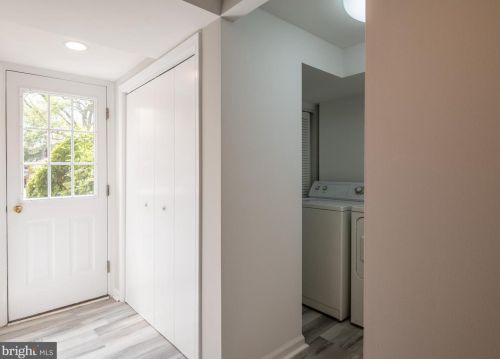 5 Maple St, Alexandria VA 22301-2603 exterior