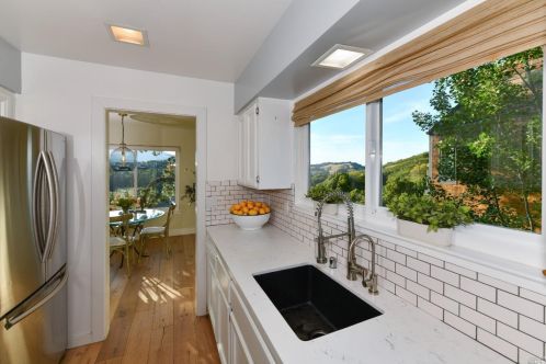 91 Milland Dr, Mill Valley CA 94941-4910 exterior