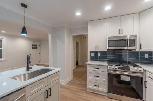 1937 Clairmont Ter, Atlanta GA  30345-2309 exterior