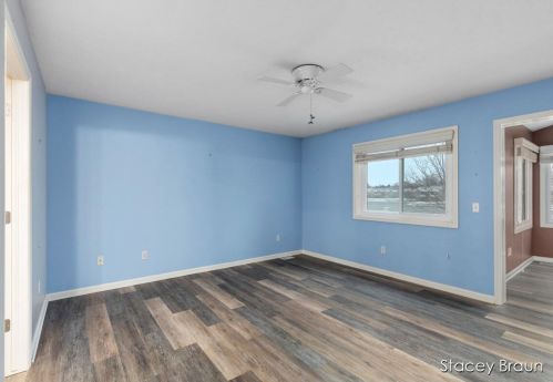 1730 Lisa Dr, Byron Township MI 49315-8006 exterior