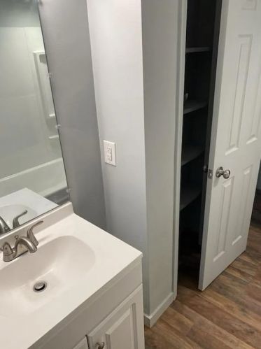 1906 Brownsville Rd, Pittsburgh PA 15210-4204 exterior