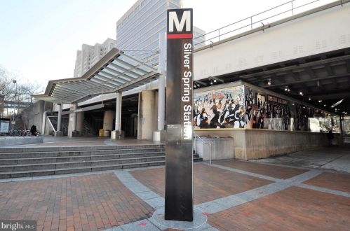 7915 Eastern Ave, Silver Spring MD  20910-4830 exterior