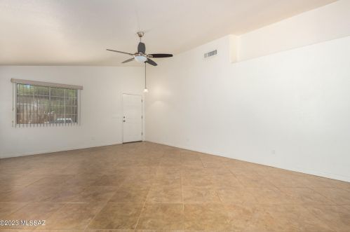 4494 Holly Berry Way, Tucson AZ 85741-4062 exterior