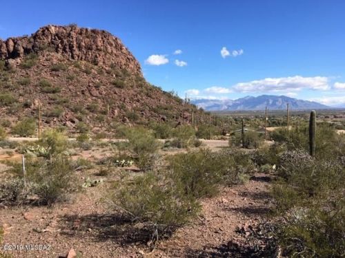 10301 Silverbell Rd, Tucson, AZ 85743-9521