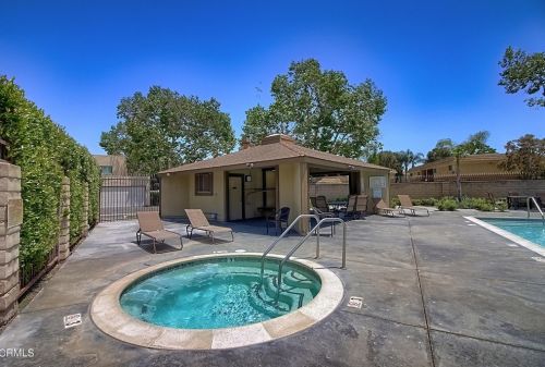 3131 Kelp Ln, Oxnard CA 93035-1665 exterior