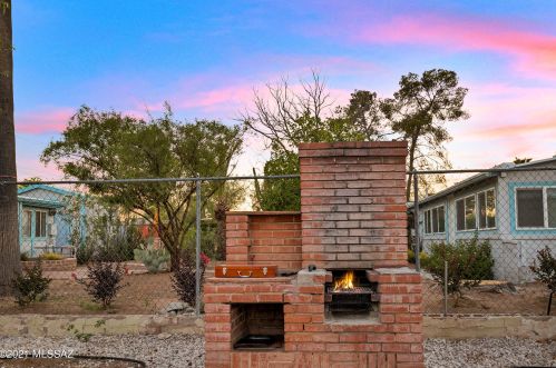 1126 Glenn St, Tucson AZ  85705-4026 exterior