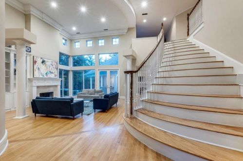 17916 Castle Bnd Dr, Dallas TX 75287-6800 exterior