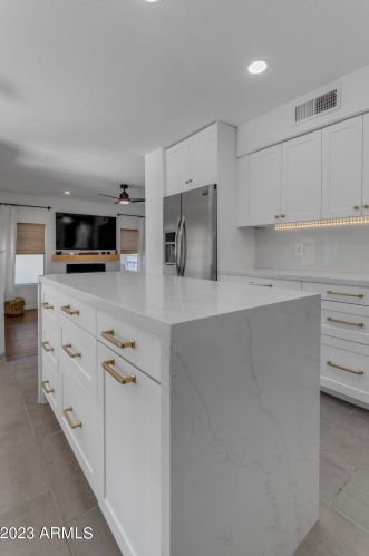 5773 Shannon St, Chandler AZ 85226-1859 exterior