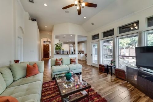 10413 Hunter Run, Frisco TX 75035-5743 exterior