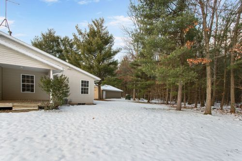 332 Densmore St, Meskegon MI  49442-1511 exterior