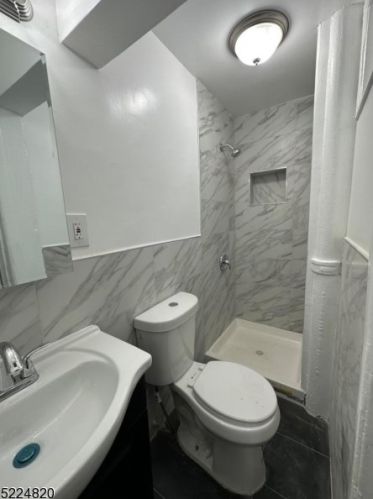 74 4th Ave, Paterson NJ  07524-1505 exterior