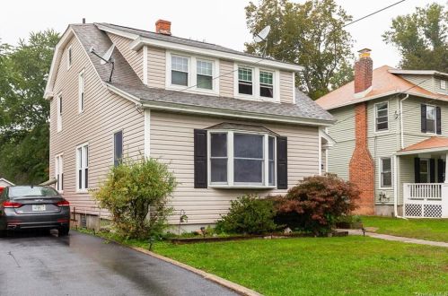 17 Randolph Ave, Poughkeepsie NY 12603-3312 exterior